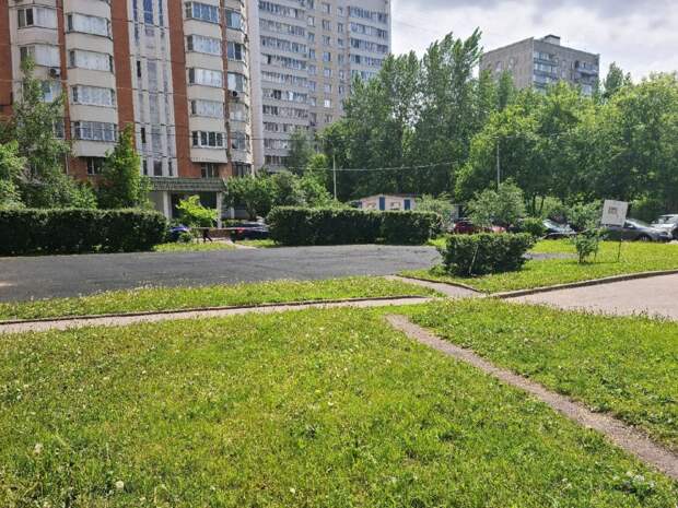 Детскую площадку на улице Маршала Тухачевского благоустроят до 20 августа
