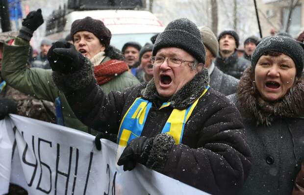 фото: tass.ru. Сегодня бунты на Украине - обычное дело.