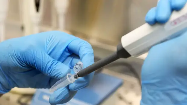 В РФПИ назвали возможные сроки полной вакцинации россиян от COVID-19