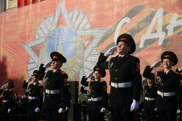 Екатеринбургские власти решили не проводить вечерний концерт в День Победы