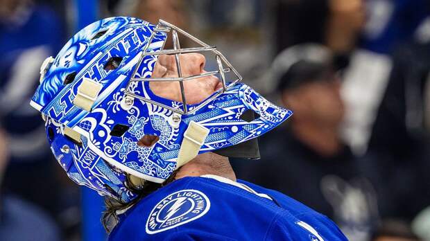 Василевский провел тренировку на льду после травмы