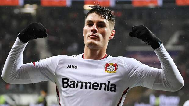 «Байер» разгромил аутсайдера Бундеслиги, забив четыре безответных мяча