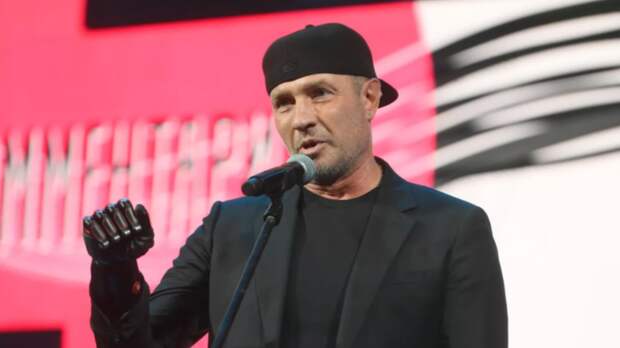 Костомаров рассказал, кто психологически помог ему справиться с последствиями болезни