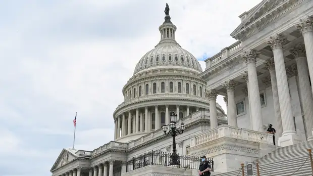 За страхование и портовые услуги: СМИ сообщили о готовящихся новых санкциях США против «Северного потока — 2»
