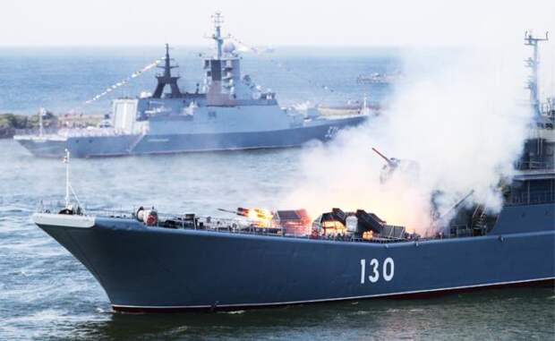 Российский флот отрепетировал начало войны в Балтийском море. Почему маневры проведены именно сейчас и какова их цель? Учения во многом стали ответом Москвы на вступление Швеции в НАТО.