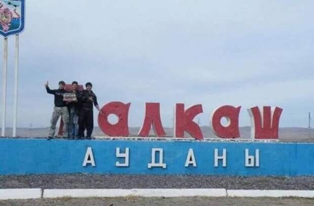 Когда всё дело в одной букве (25 фото)