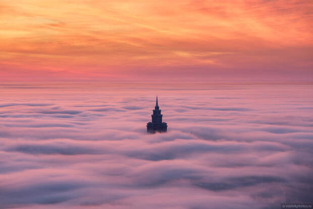 Москва под облаками