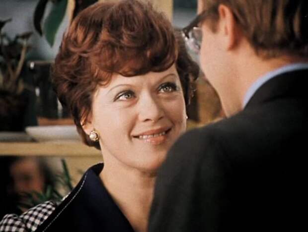 Медведев поздравил Алису Фрейндлих с 85-летием