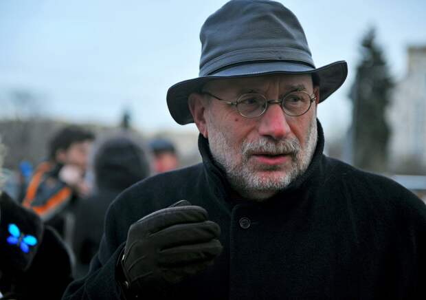 Борису Акунину ужесточили наказание