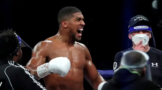 Фьюри пообещал нокаутировать Джошуа за три раунда