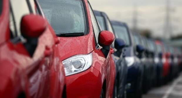 Февральские продажи автомобилей в КНР подскочили почти в 5 раз