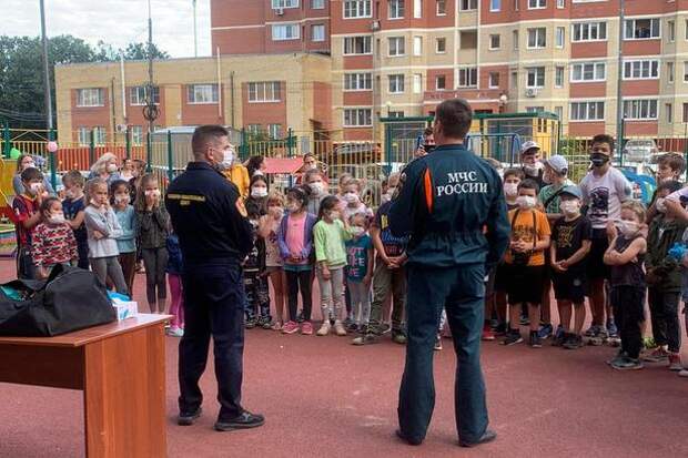 В Силино прошли занятия по пожарной безопасности и оказанию первой помощи В Силино прошли занятия по пожарной безопасности и оказанию первой помощи