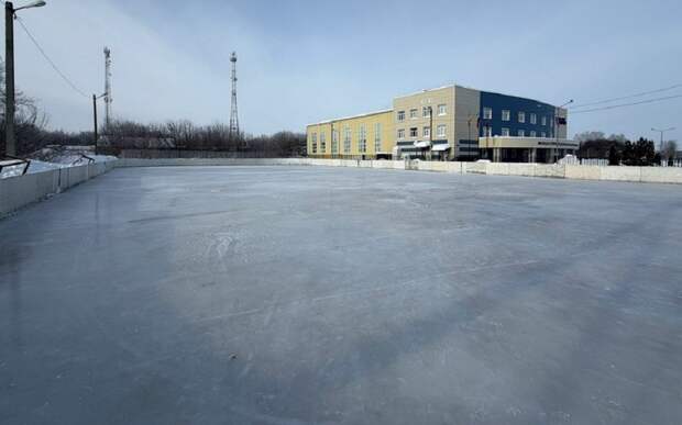 В Спасске открылся каток