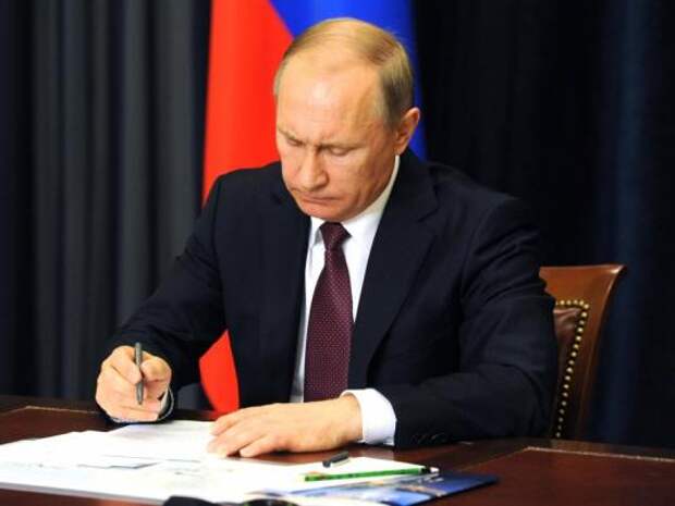 Путин преподнес очередной «сюрприз» западным партнерам: армия России станет еще больше в ближайшее время Владимир Путин