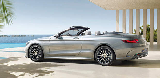 Mercedes-Benz S-Class Cabriolet подходит для длительных летних поездок/ Фото: sales.mercedes-olimp-neva.ru