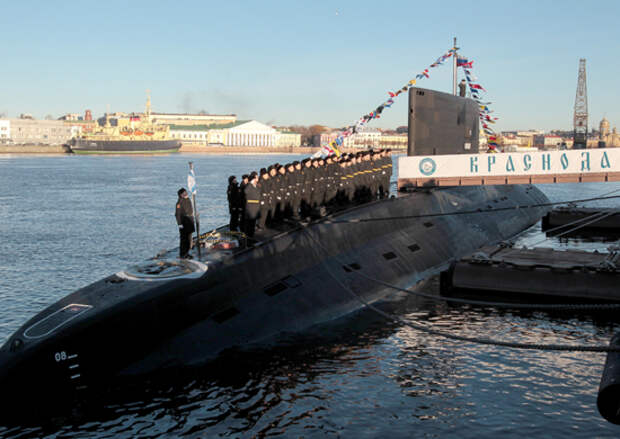 Экипаж подводной лодки «Краснодар» выполнил учебные торпедные стрельбы в Балтийском море