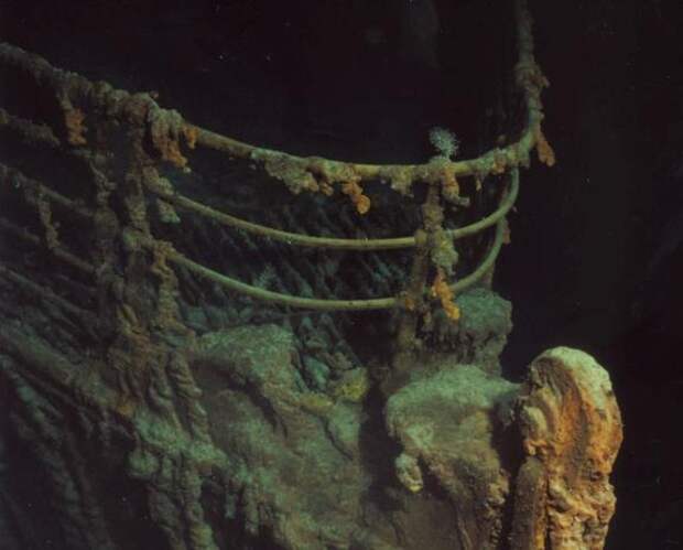 WSJ: инвестор из США хочет повторить спуск к «Титанику» на батискафе
