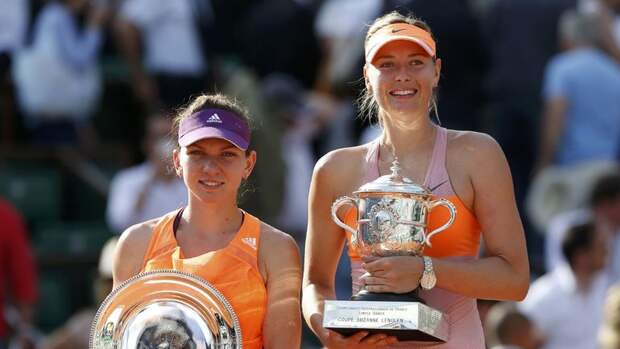 7 июня 2014 года. Париж. Мария ШАРАПОВА (справа) и Симона ХАЛЕП после финала Roland Garros, завершившегося победой россиянки. Фото AFP