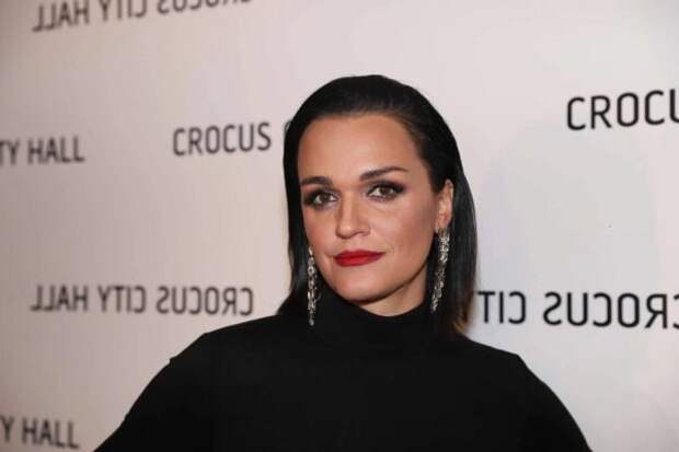 От Capital Towers до домика у моря: певица Слава показала свою недвижимость