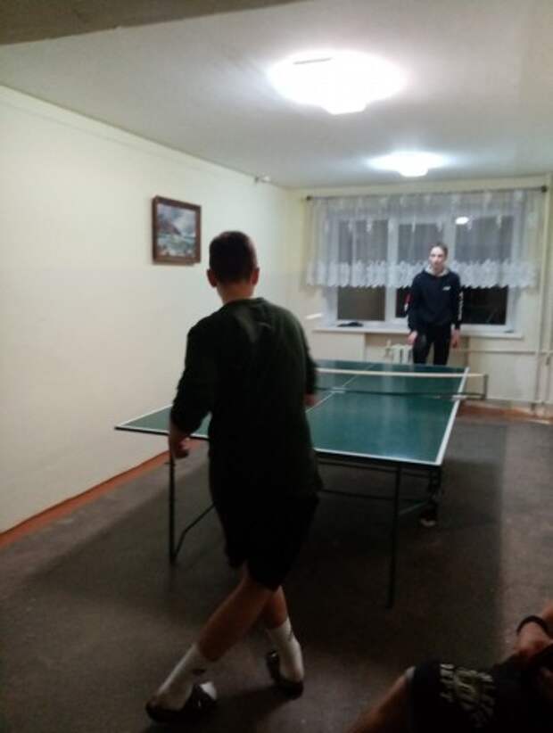 турнир по настольному теннису.