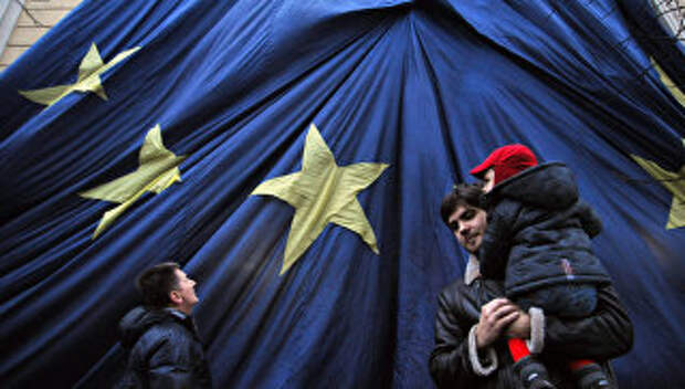 Флаг Евросоюза в центре Львова