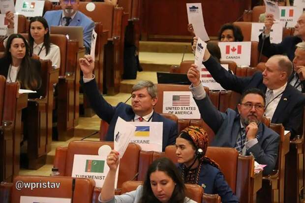 Сенаторы Совфеда РФ поддержали приостановку участия России в Парламентской