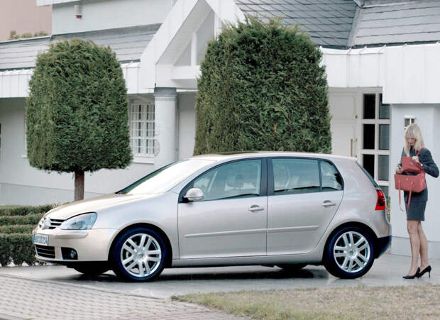 Volkswagen Golf V 2.0 FSI