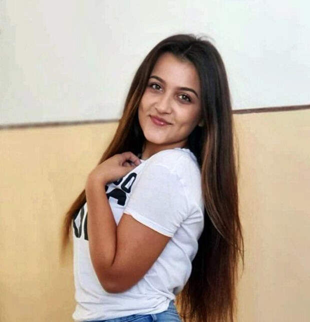 4 4