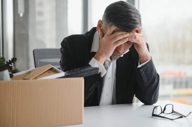 SuperJob: замедление экономики влияет на рынок труда, но массовых сокращений нет