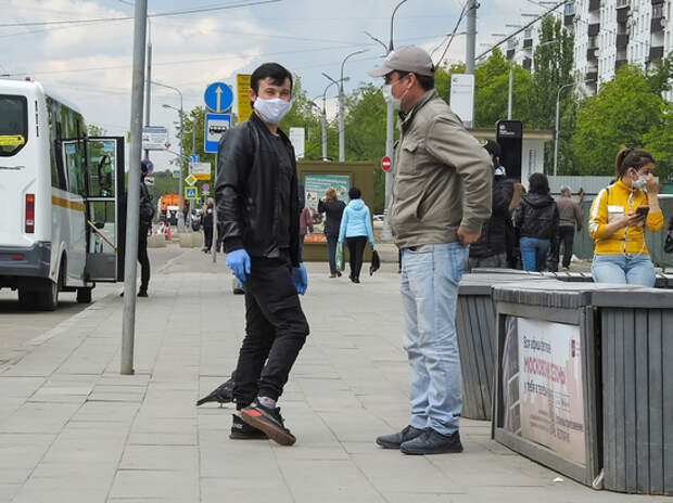 Возможность отмены РВП вызвала беспокойство мигрантов Возможность отмены РВП вызвала беспокойство мигрантов