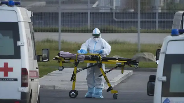 В России зафиксирован суточный максимум смертей пациентов с COVID-19