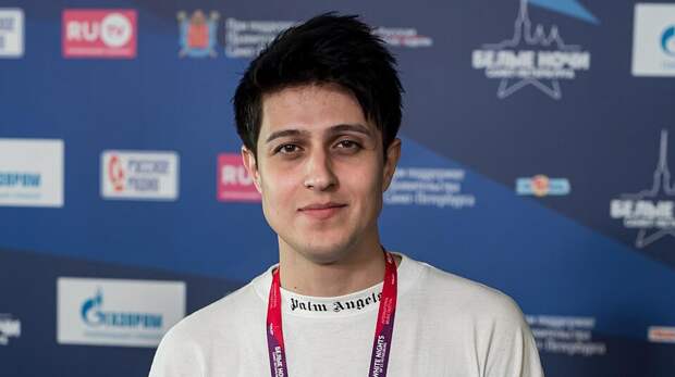 Певец Хабиб попал в аварию на байке в отпуске