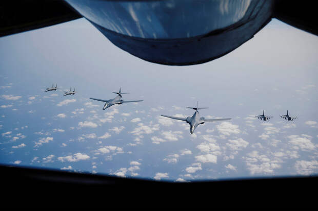 MATA: стратегические бомбардировщики B-2 США совершили очередной налет на Иран