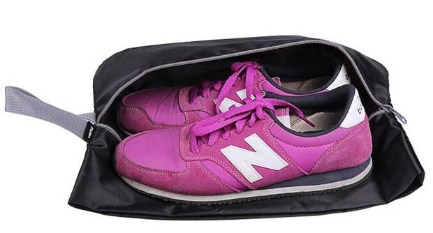 Дорожный кошелек, сумка для обуви и еще 5 аксессуаров, необходимых для упаковки идеальной ручной клади