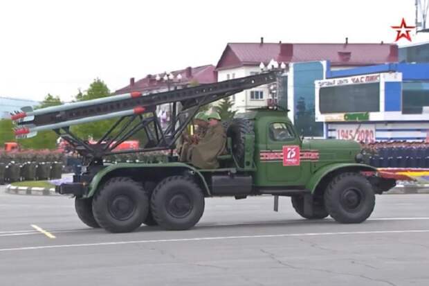 На Сахалине прошел военный парад в честь победы над Японией
