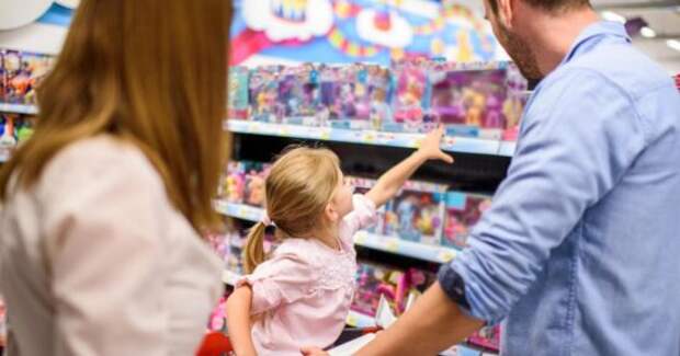 Чебурашка или монстр: психолог рассказал, как вредят психике детей иностранные игрушки