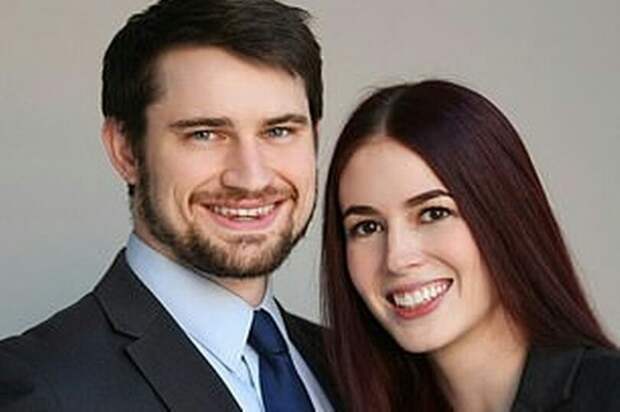 Замужняя британка-адвокат, в свободное время подрабатывает проституцией﻿