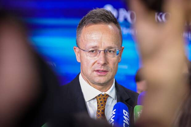 Глава МИД Венгрии Сийярто прокомментировал угрозы Зеленского в адрес Орбана