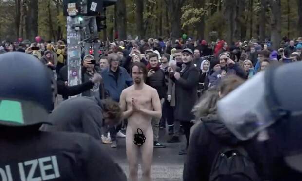 Разгон демонстрации в Берлине. 18.11.2020