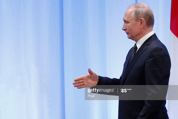 Putin-Hand