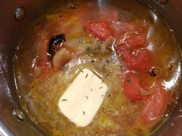 Cуп из запечённых помидор в лодочке с запеченным сыром «Чеддер» (Roasted Tomato Soup and Grilled Cheese Bread Bowl) Еда, Кухня, Рецепт, Фоторецепт, Суп, Рецепты тралекс, Рецепт вкуса, Обед, Длиннопост