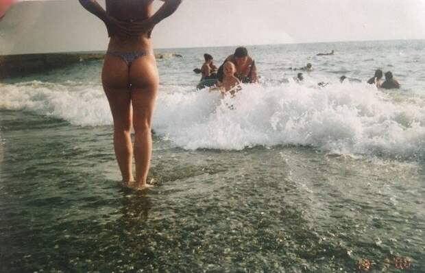 Это пляж, где купаются ваши дети девушки, подсмотрел, улица, фото, юмор