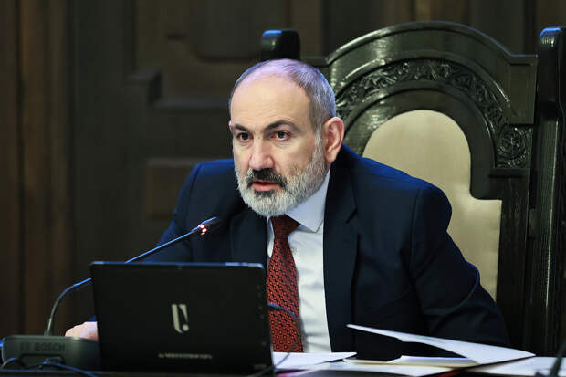 Пашинян выступил с неожиданным заявлением: "В Армении одно правительство". А были другие версии?