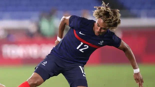 СЭ: контракт Бека-Бека с «Локомотивом» будет рассчитан на пять лет