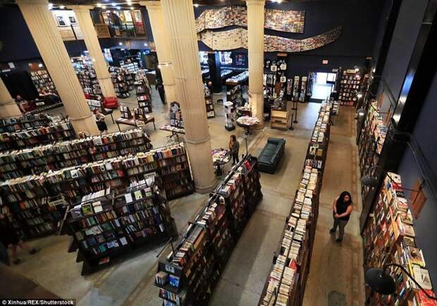 5. The Last Bookstore - Калифорния в мире, интересно, интерьер, книги, книжный магазин, подборка, путешествия, чтение