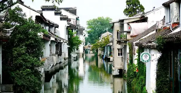  5 самых красивых городов на воде