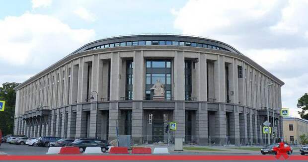 В Питере после 10 лет стройки открыли новое здание Арбитражного суда