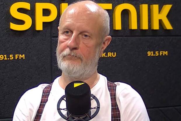 На Гоблине порвали свитер