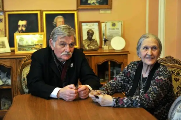 Юлиану Паничу-90. Путь к успеху и жизнь за границей. 50 лет верен единственной жене. Кто известный сын?