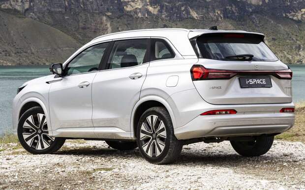 Новый отечественный кроссовер на полном приводе — показываем, как он устроен